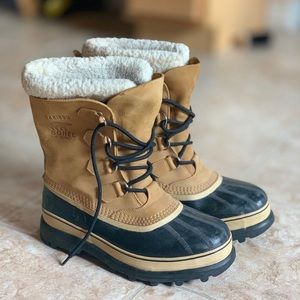 Sorel Caribou winter boots size 10 Men